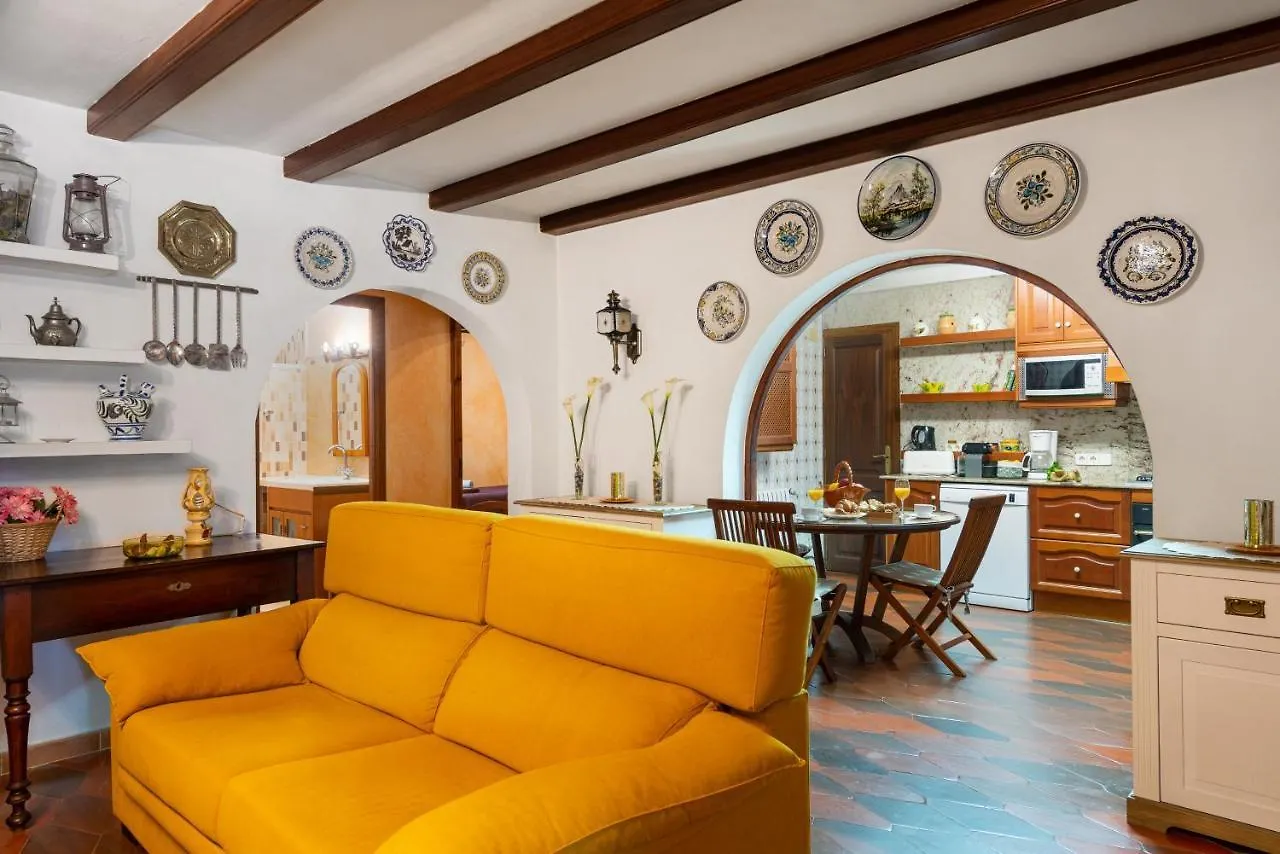 New! Villa Ses Rodes, Pool, Wifi, Bbq, Jacuzzi Portocolom